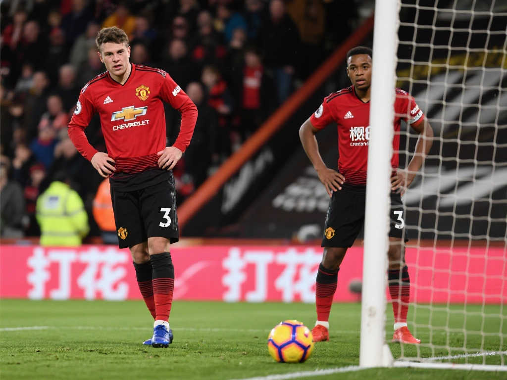 中前场队友 中前场队友